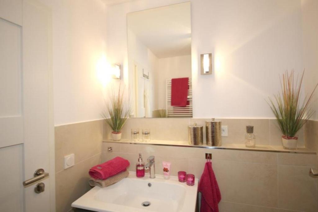 Ferienwohnung Strandallee 200 تيميندورفير ستراند المظهر الخارجي الصورة