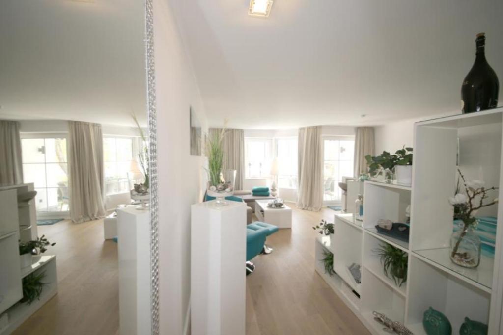 Ferienwohnung Strandallee 200 تيميندورفير ستراند المظهر الخارجي الصورة