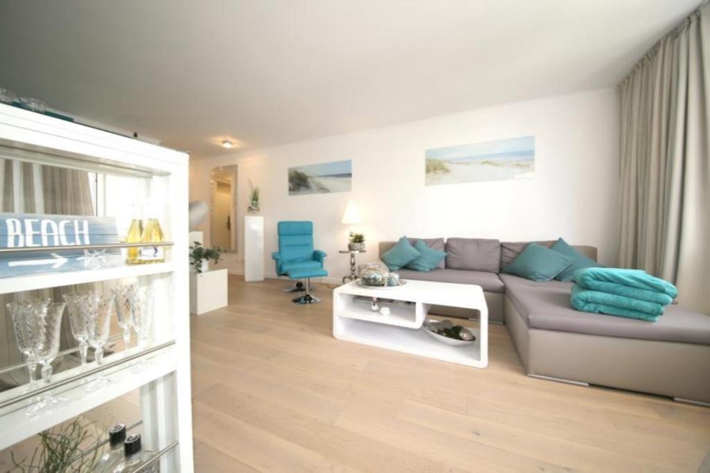 Ferienwohnung Strandallee 200 تيميندورفير ستراند المظهر الخارجي الصورة